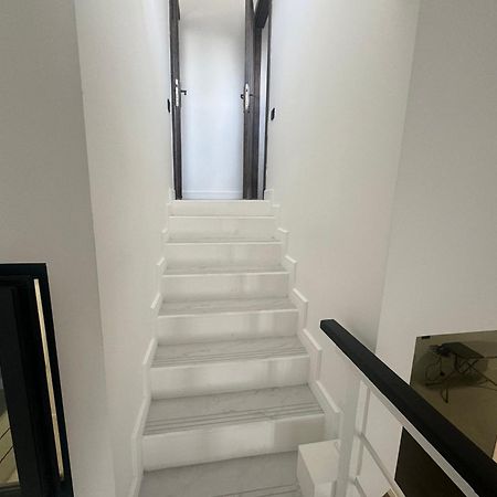 Luxe Apartment In Center Yerevan Exterior foto