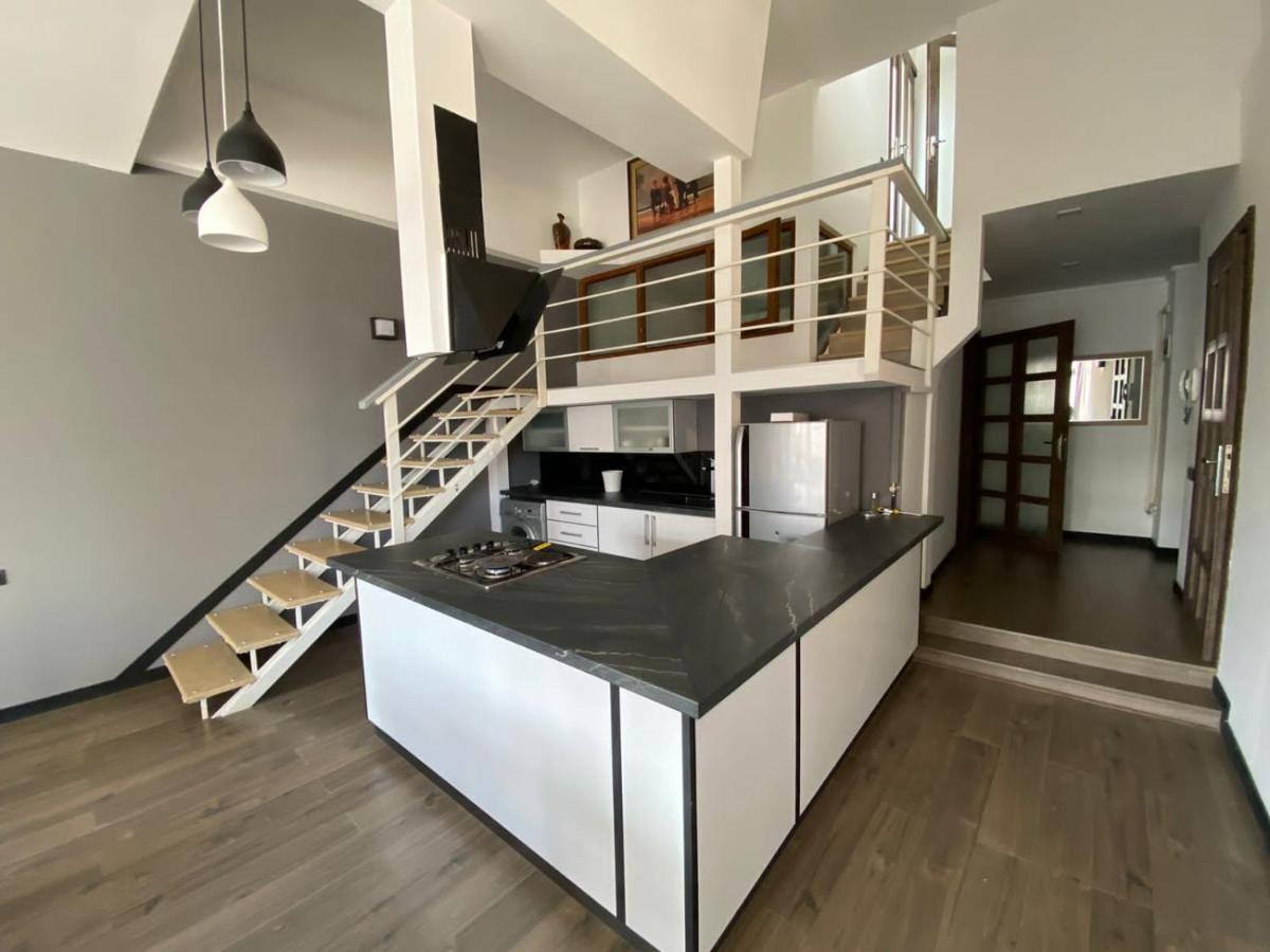 Luxe Apartment In Center Yerevan Exterior foto