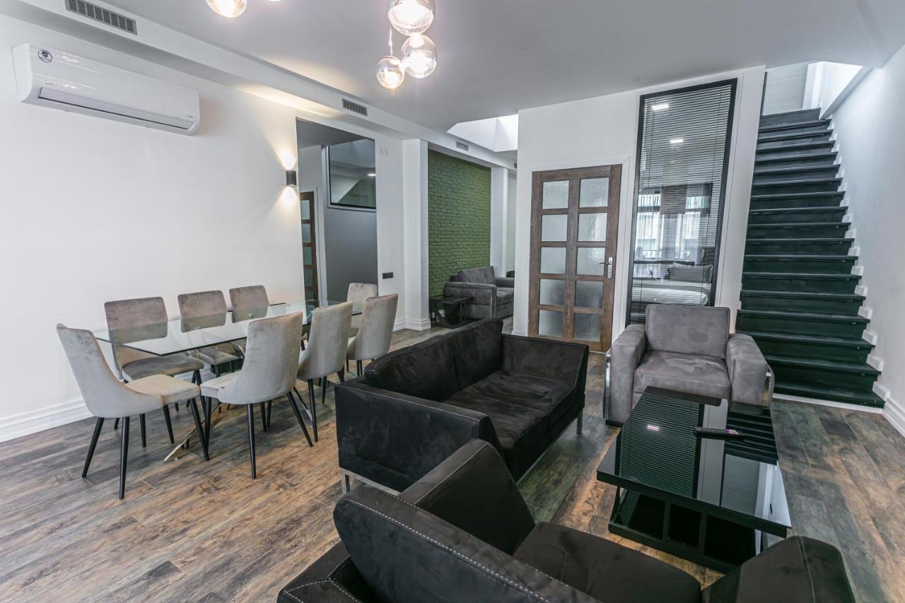 Luxe Apartment In Center Yerevan Exterior foto