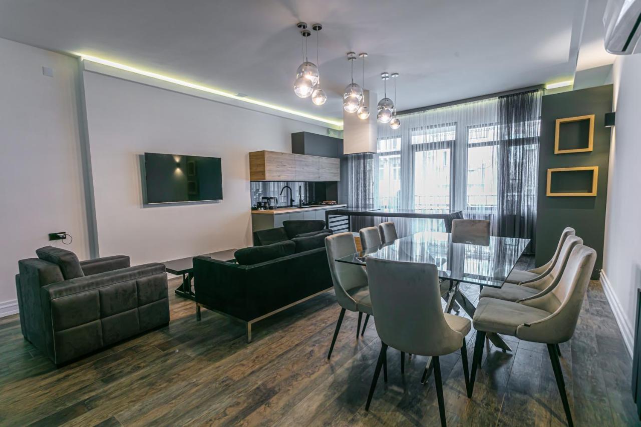 Luxe Apartment In Center Yerevan Exterior foto