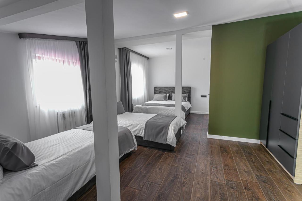 Luxe Apartment In Center Yerevan Exterior foto