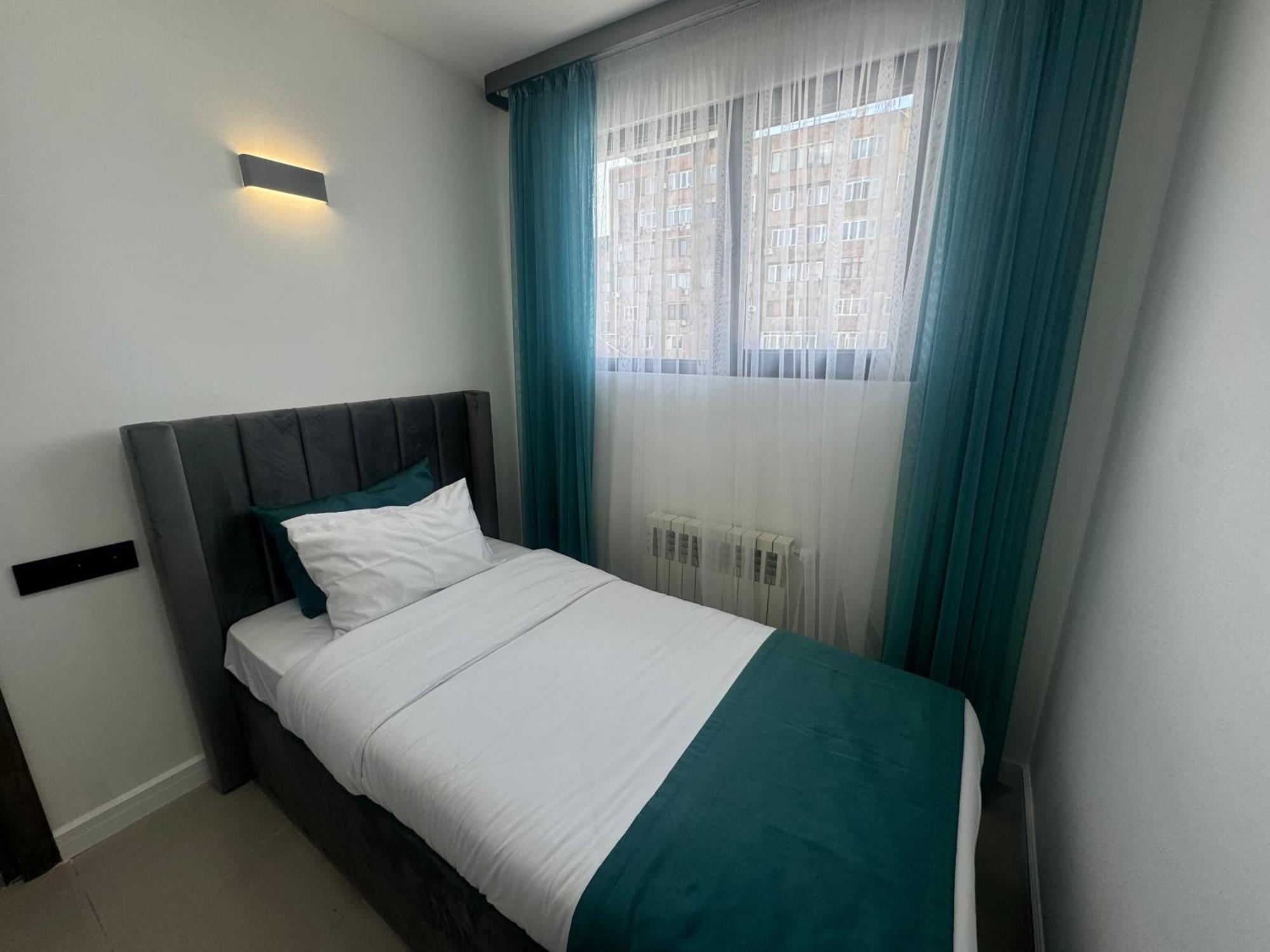 Luxe Apartment In Center Yerevan Exterior foto