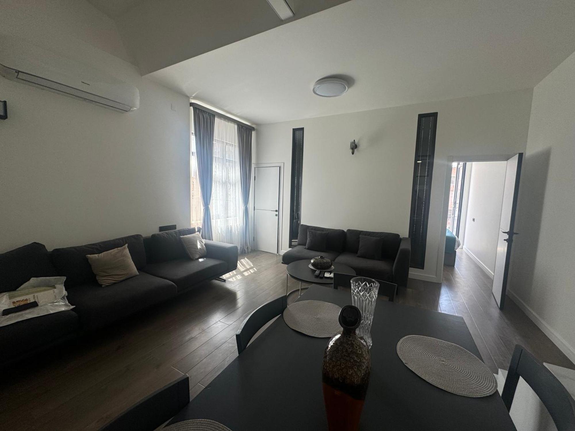Luxe Apartment In Center Yerevan Exterior foto